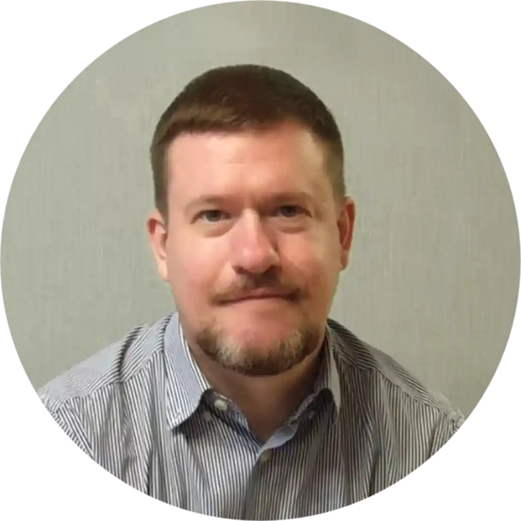 Инженер замерщик Дмитрий Зырянов